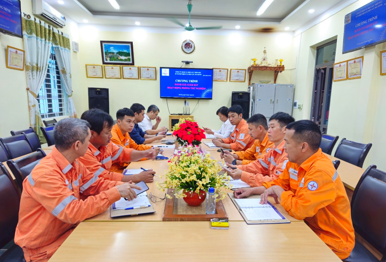  Xí nghiệp Dịch vụ Điện lực Hà Giang hoàn thành đánh giá giám định kỳ năm 2024 PTN - Vilas 1176